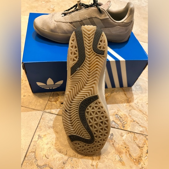 Adidas Puig Skate Shoe - Picture 5 of 5